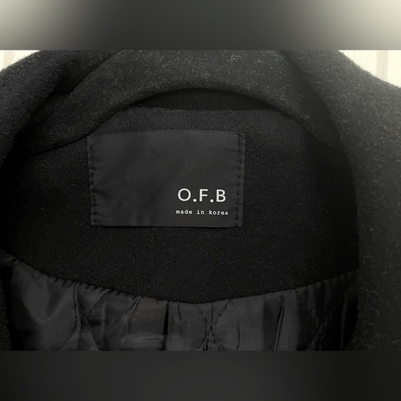 Black dropshoulder coat - Picture 2 of 4